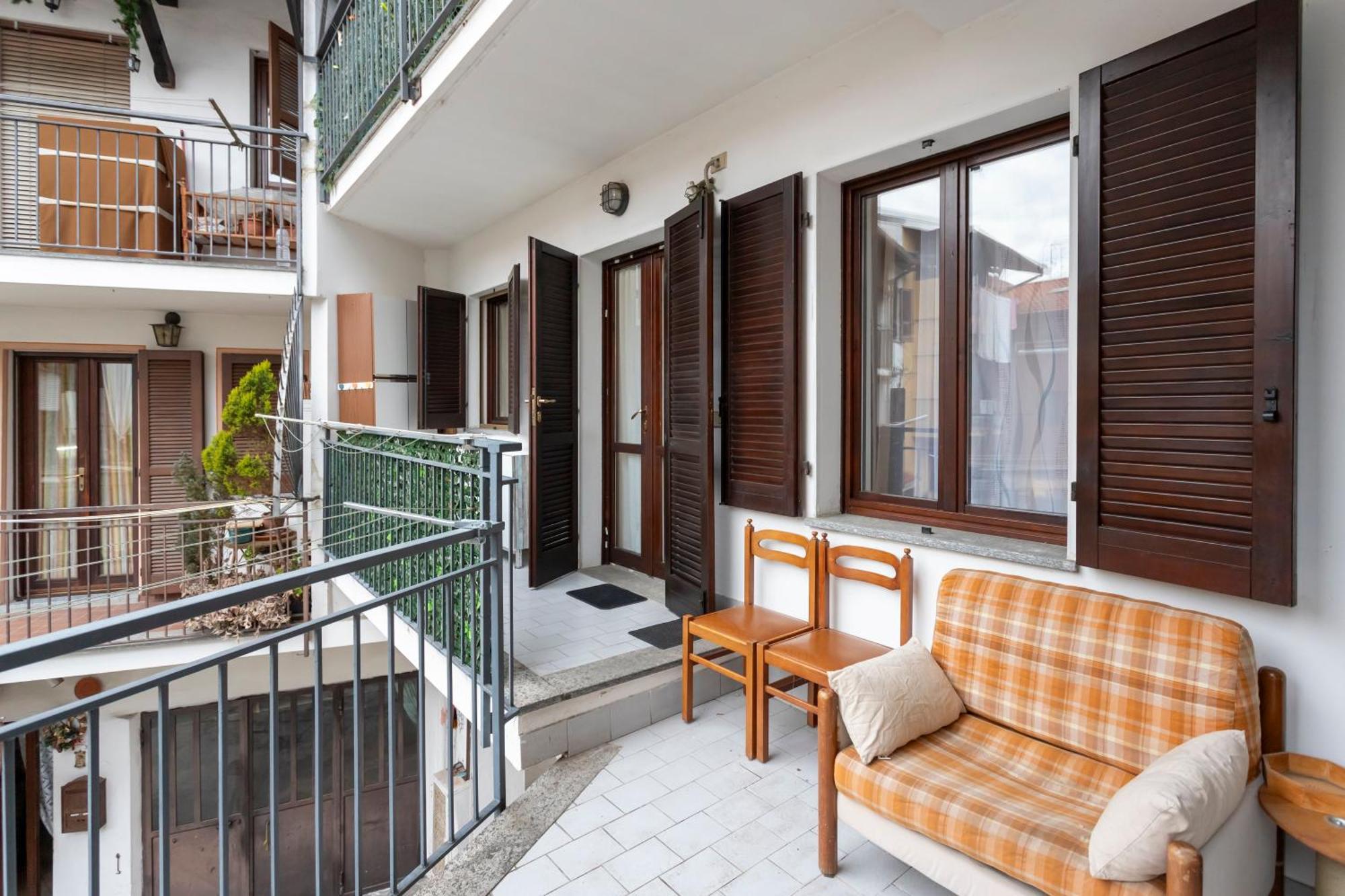 Corte Manzoni - Self Check-In Galliate Exterior photo